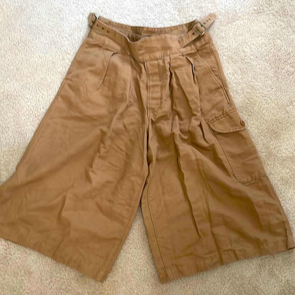 Banana Republic cargo long shorts
